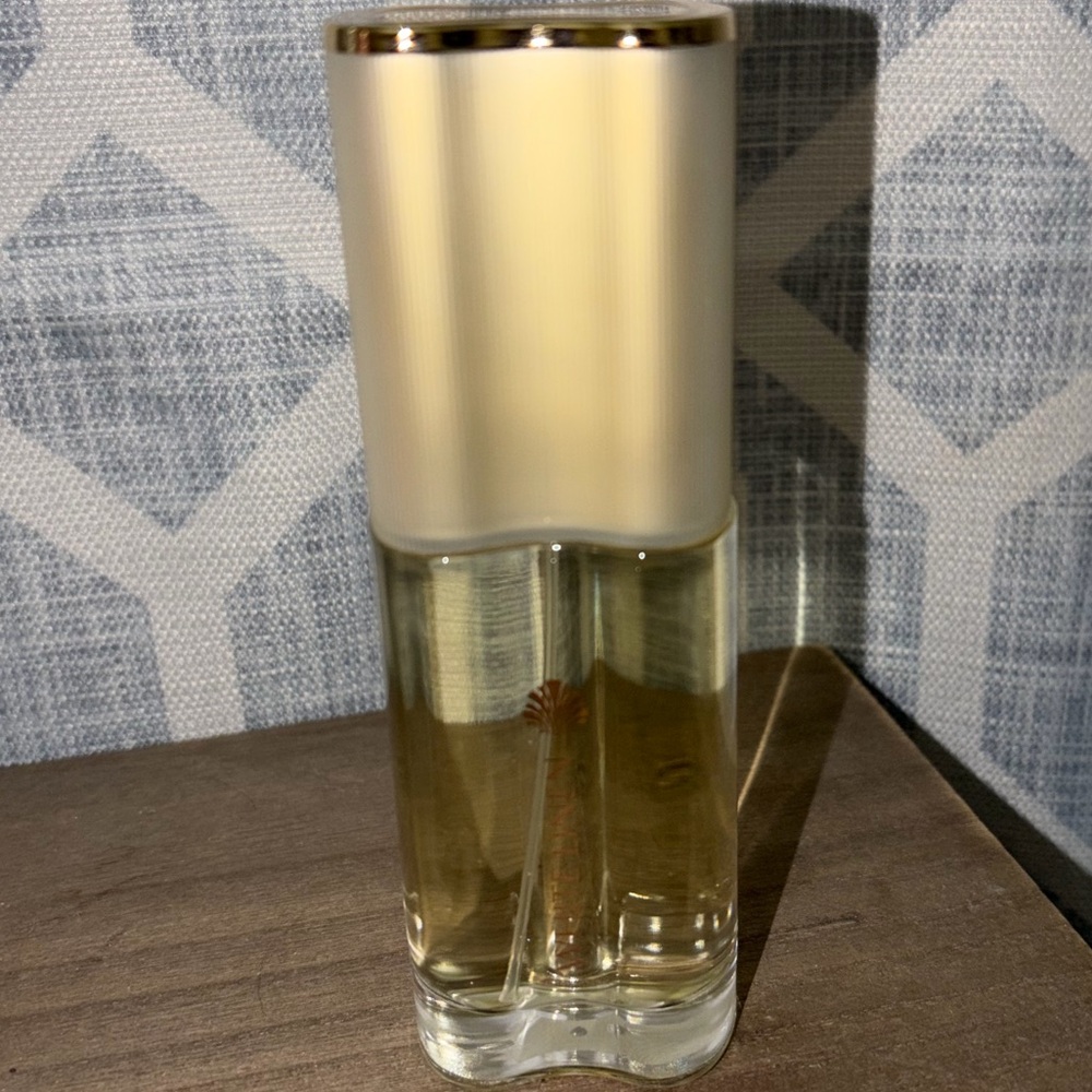 Estée Lauder White Linen Perfume Bottle